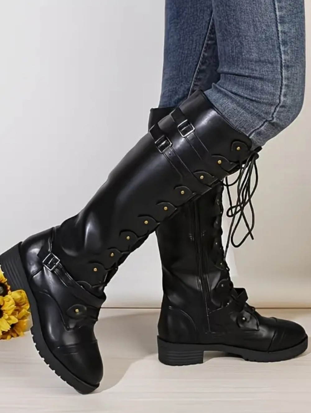 Undranded Size 9.5/10 Faux Leather  Black Knee High Zip On Low Heel Boots